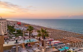 The Promenade Luxury Wellness Hotel